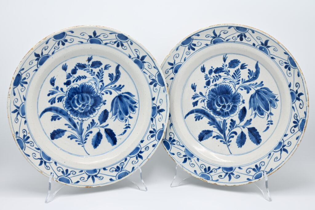 Pair of 18th century Delft blue and white decorative plates