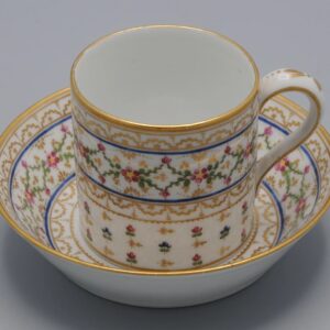 André Leboeuf, Manufacture à la Reine' - Coffee cup and saucer 'Litron', late 18th century