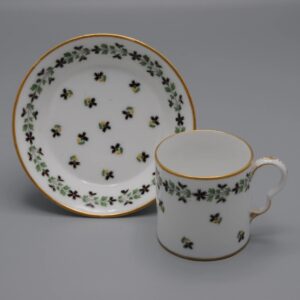 Clignancourt - Cup and saucer cornflowers, Tasse litron decor a barbeaux, late 18th century