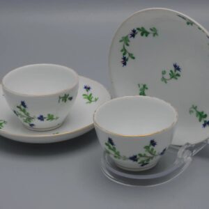 Paris porcelain - 2 cups and saucers, cornflowers decor 'Barbeaux', 18th century