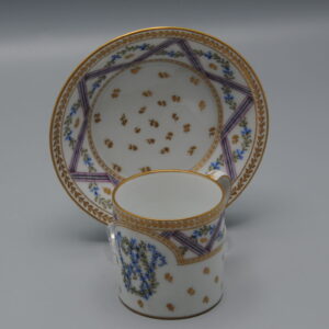 Tasse Litron Manufacture à la Reine rue Thiroux ca 1785-1790.