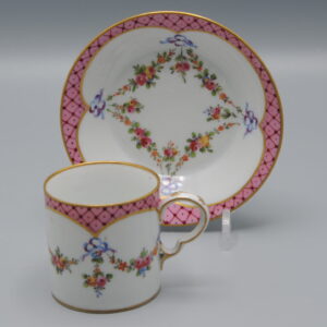 André Leboeuf, Manufacture à la Reine’ – Coffee cup and saucer ‘Litron’