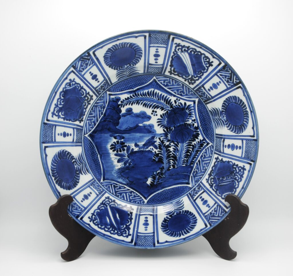 Japanese Arita Large Blue and White Kraak Dish (48cm) - Edo Period, late 17th